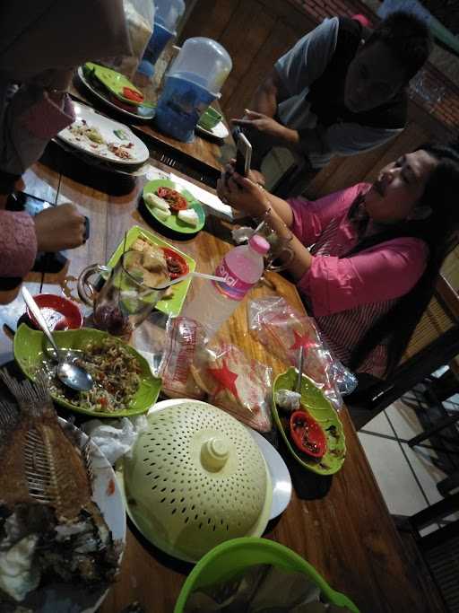 Warung Makan Bu Anik 7