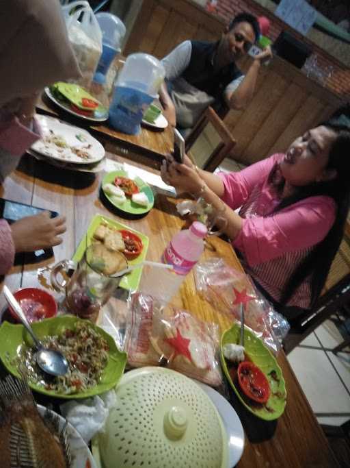 Warung Makan Bu Anik 4