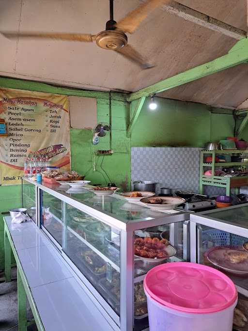 Warung Makan Mbak Tri 4