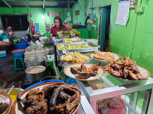 Warung Makan Mbak Tri 1