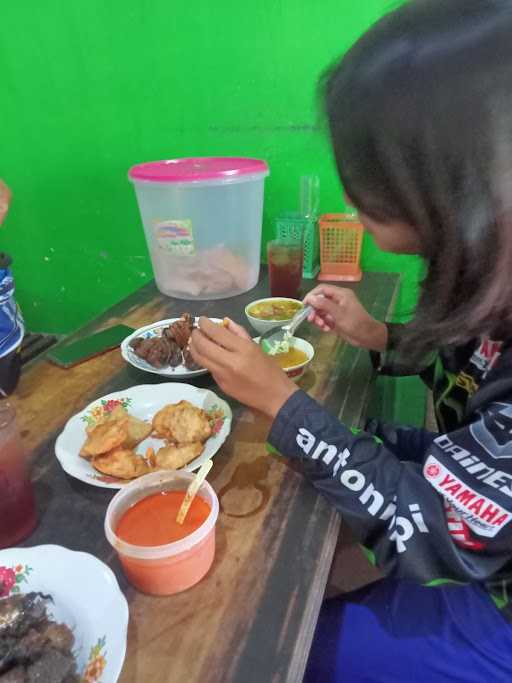 Soto Kwali Daging Sapi Mas Mul Bedrek 4