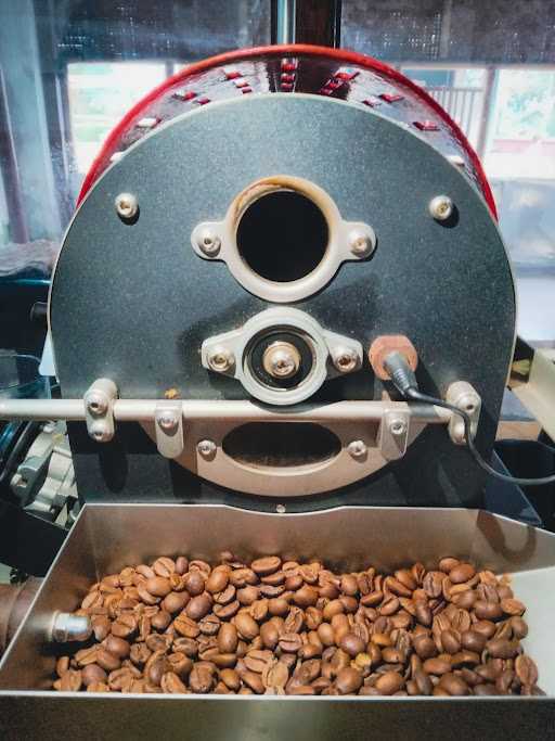 Muezza Roastery 3