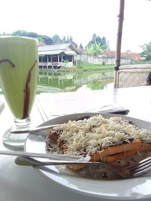 Taman Strawberry Sukabumi 1