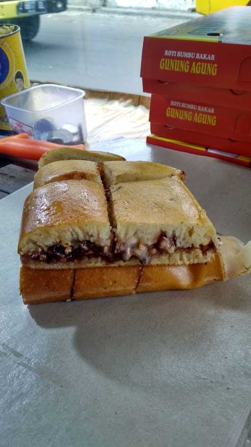 Martabak & Roti Bumbu Bakar Gunung Agung 1