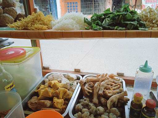 Mie Baso Tangkar Saung Kuring 4