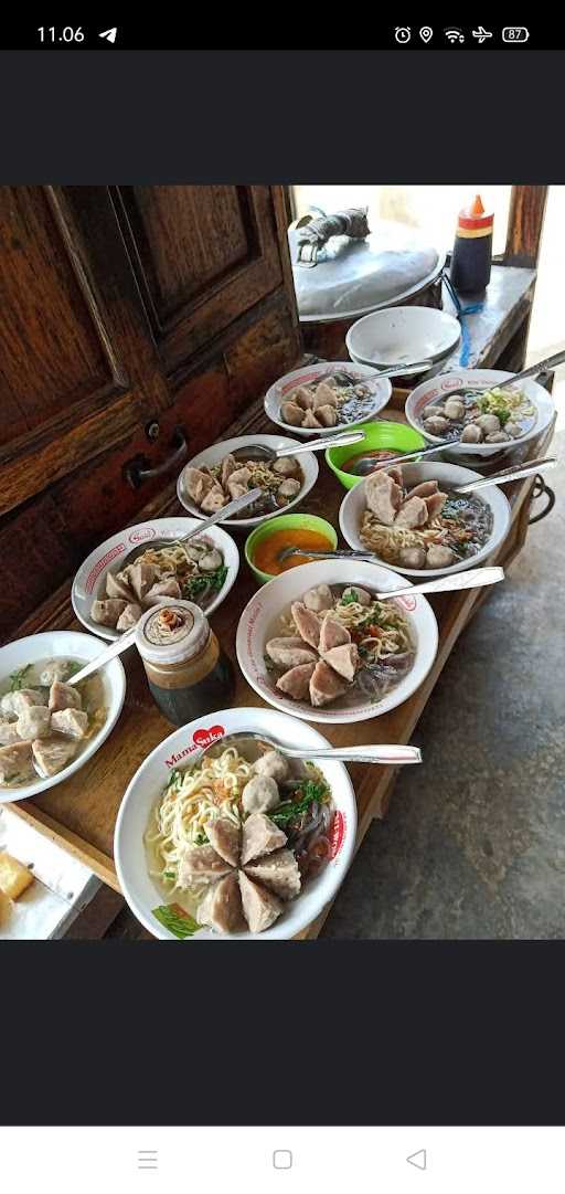 Bakso Bu Is Mranggen Kulon 9