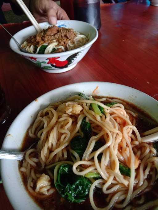 Giant Chicken Noodles And Meatballs 7