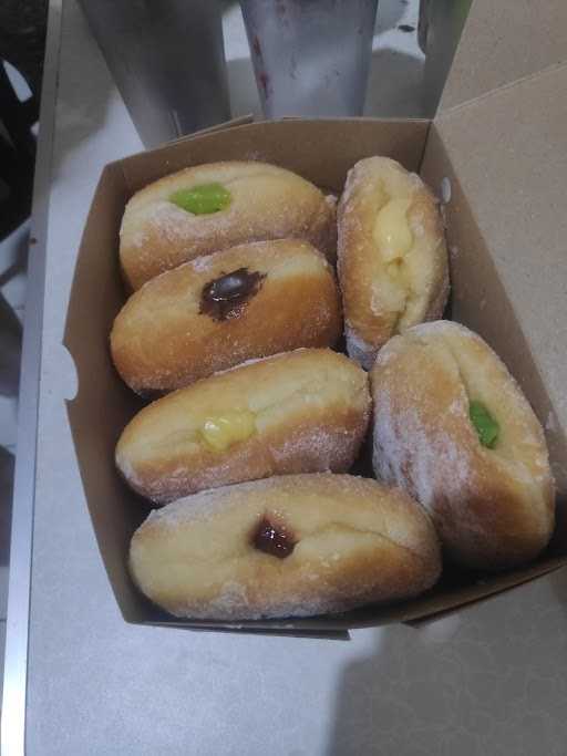 Bombo Donut Kalideres 1