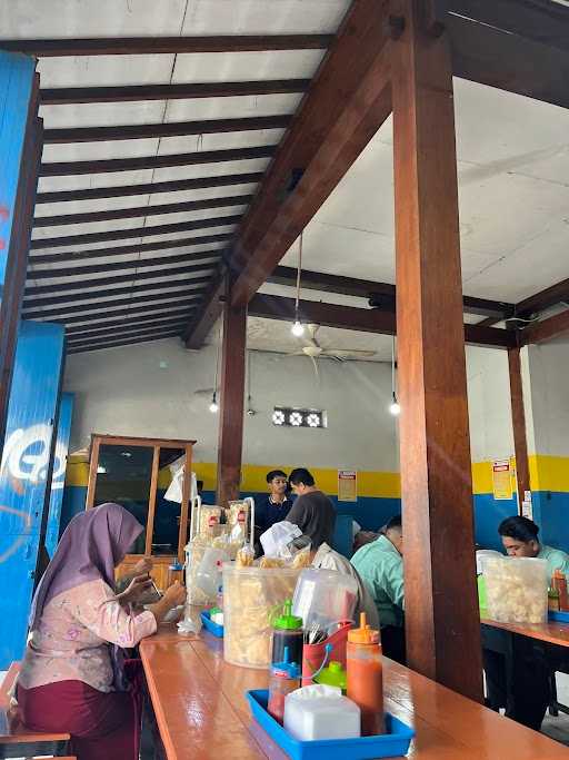 Pontong Indah Bakso Gandem Roso 9