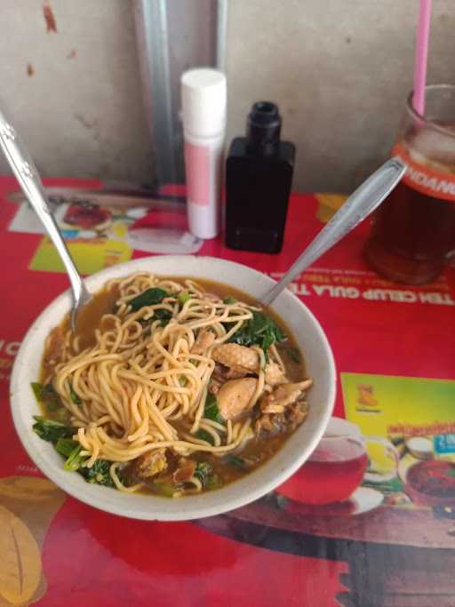 Mie Ayam Pak Tombol 4