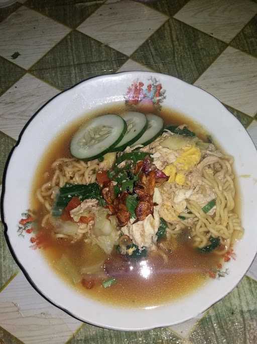 Warung Nasgor Noah 3