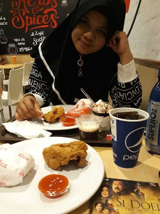 KFC - Bassilica Palembang 10