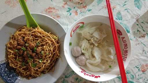 Mie Pangsit Atek 6