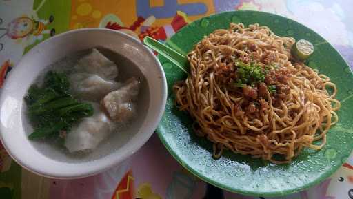 Mie Pangsit Atek 10