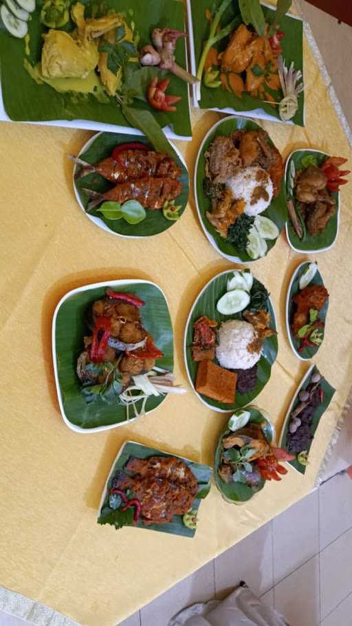 Rumah Makan Lentera Bunda 9