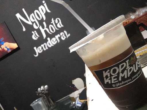 Kopi Kempus & Roastery 9