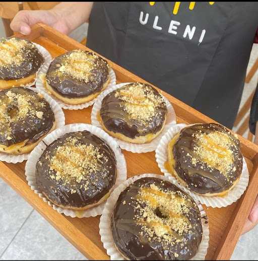 Uleni Donut 9