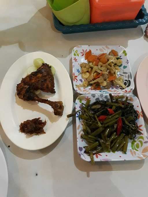 Ayam Goreng & Bakar Pak Haris 1