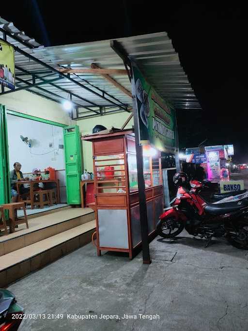 Bakso& Mie Ayam Boomber 4