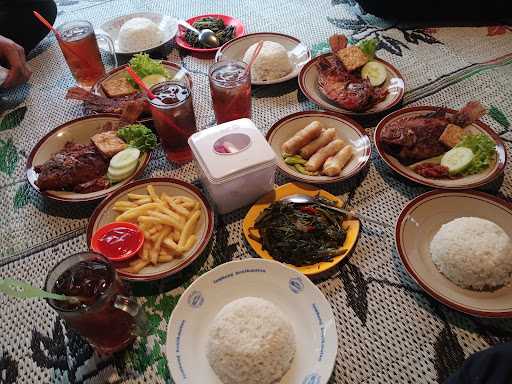 Warung Makan Pemancingan Batu Kali 3