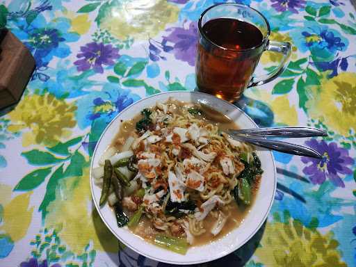 Warung Mie Basuki 10