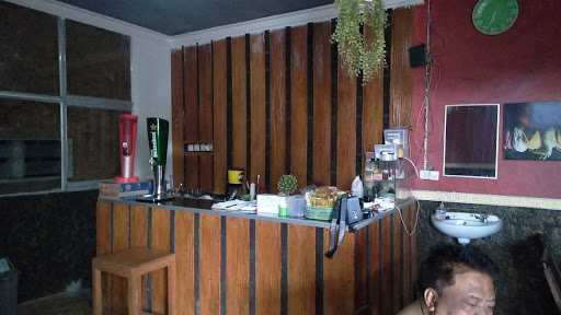 Etos (Cafe & Karaoke) 2