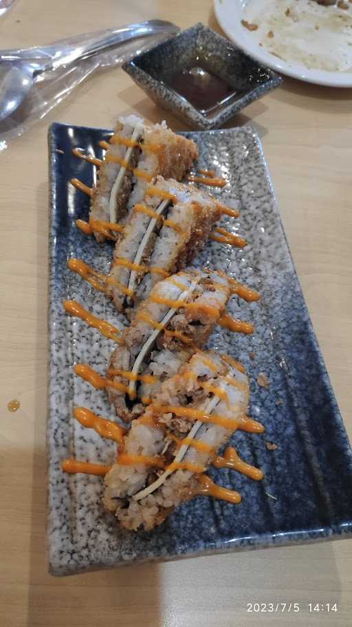 Peco Peco Sushi Jember 5