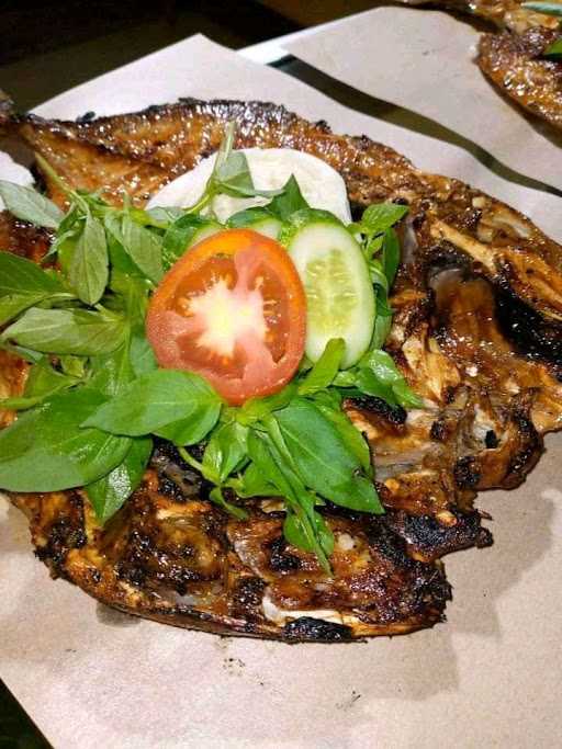 Waroeng Reang Ikan Bakar Miminong 3