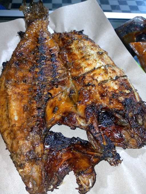 Waroeng Reang Ikan Bakar Miminong 1