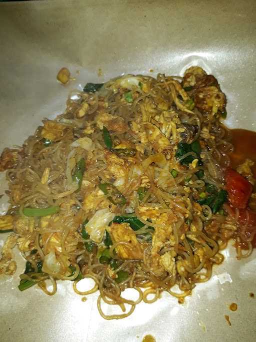 Nasi Goreng Gila Seafood 1