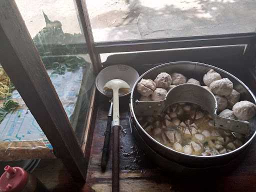 Mie Ayam & Bakso Gelora Solo 10