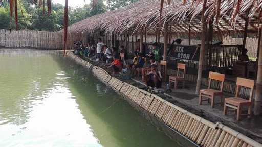 Kolam Pemancingan Semilir 6