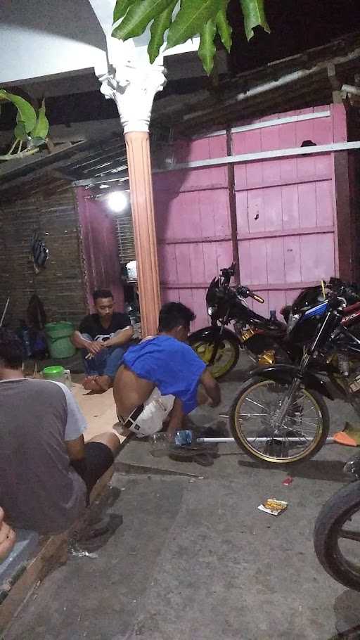 Warung Nyak Iti 4