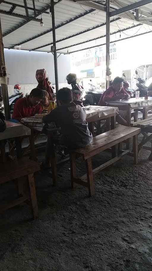 Warung Markas 7