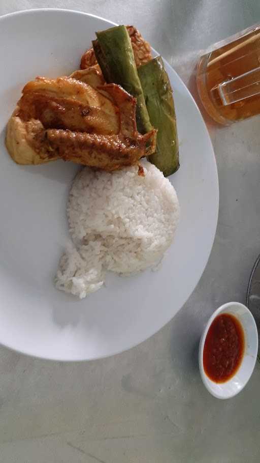 Ayam Goreng Bu Titin 1