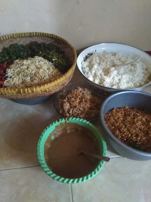 Nasi Uduk Ibu Atun 8