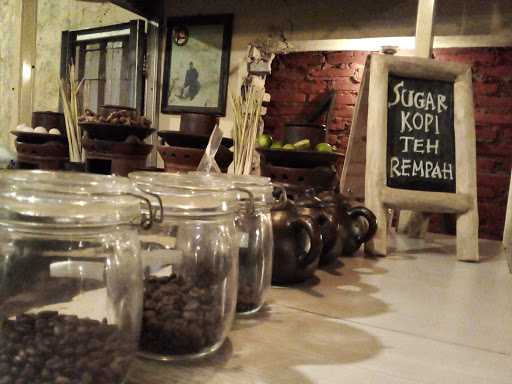 Mbah Om Susu Segar & Kopi 2