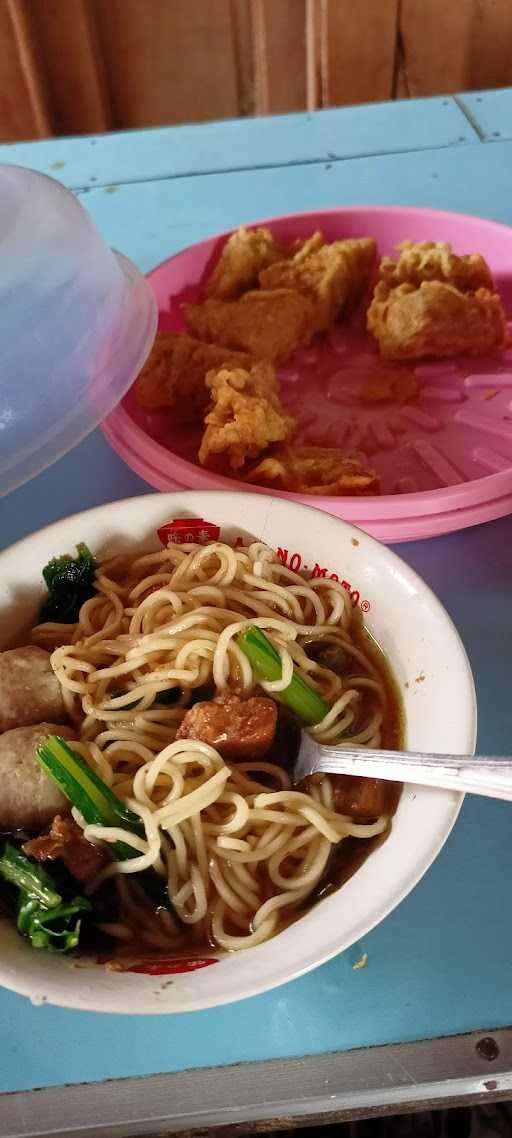 Mie Ayam Dan Bakso Jun-Jun 4