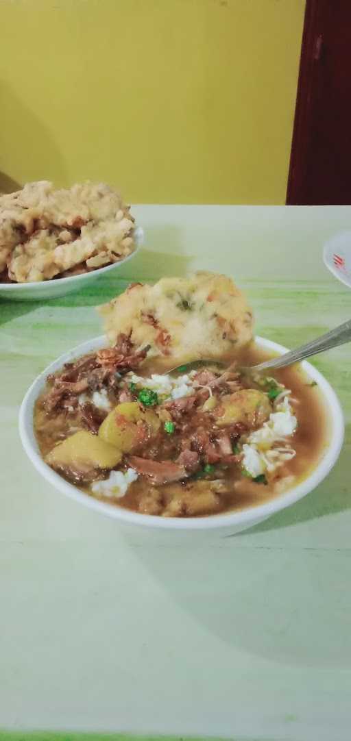 Warung Makan Soto Daging Sapi, Soto Ayam, Dan Prasmanan - Mirah Mriyah Group 5