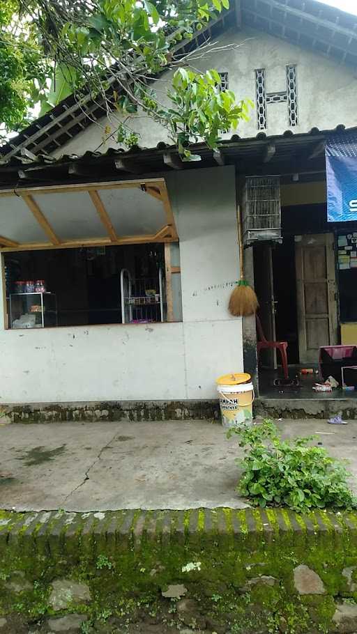 Warung Silfia Aneka Sosis Tempura & Tahu Penyet 1