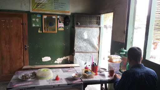 Warung Soto Bu Dul 4