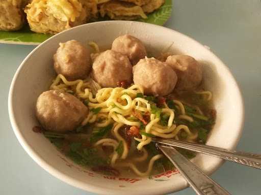 Bakso & Soto Lumayan Pak Cipto 5