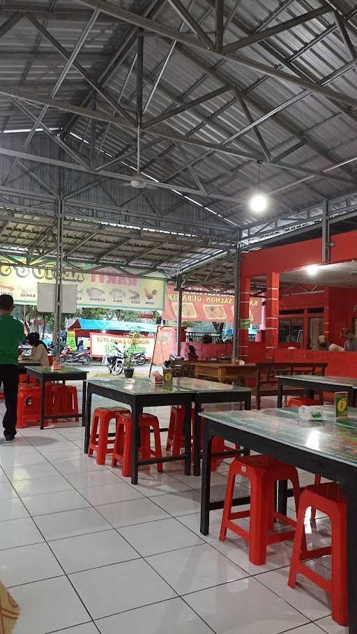 Rakit Seafood Dan Resto 4