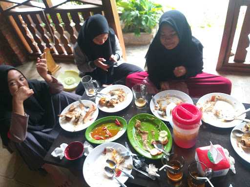 Resto Glagah Wangi 1