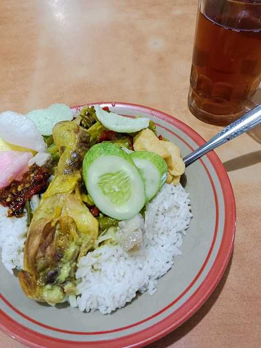 Rumah Makan Lestari 6