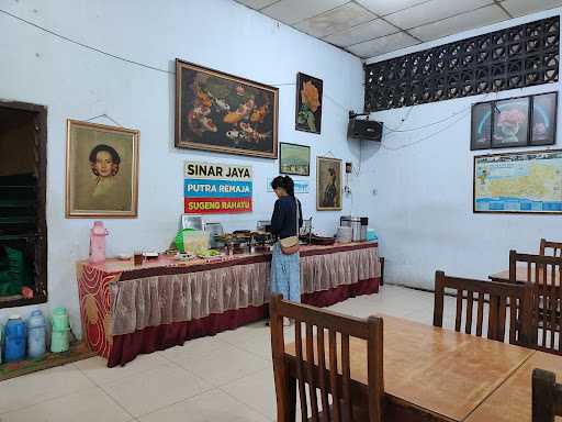 Rumah Makan Lestari 10