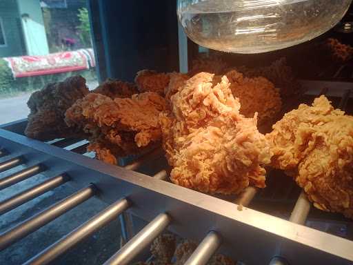 Toms Chiken Ayam Goreng 2