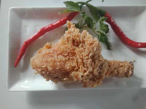 Toms Chiken Ayam Goreng 1