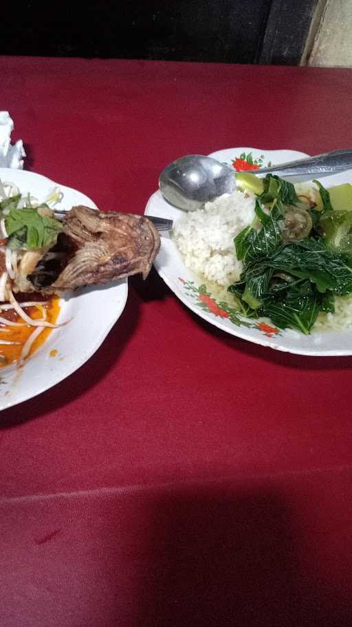 Warung Makan Sederhana Tanggulangin Kudus 1