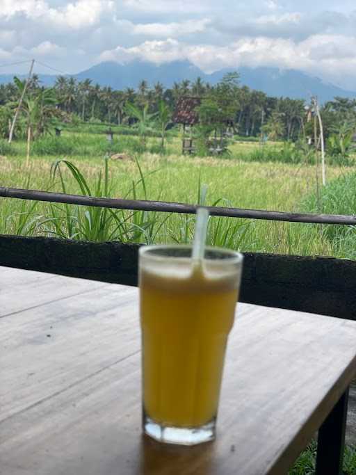 Warung Lesehan Mina Carik 4